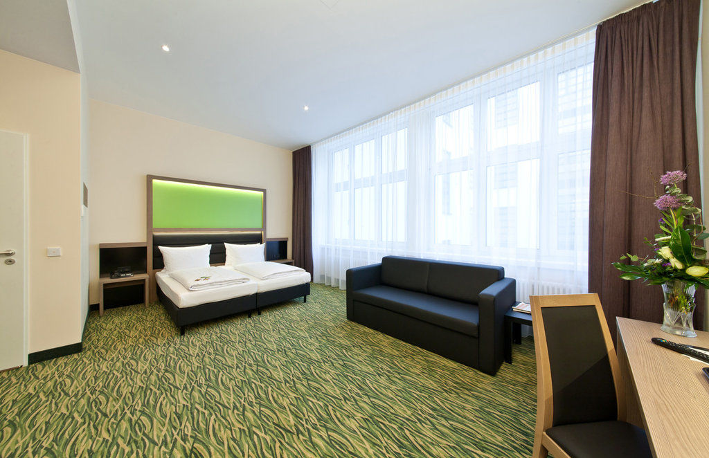 Garner Hotel Berlin - Charlottenburg, An Ihg Hotel Exterior photo